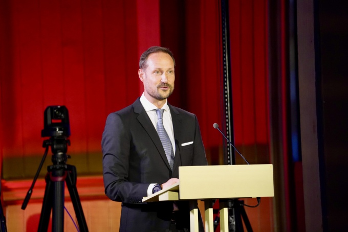 - Søken etter sannhet definerer oss som mennesker, sa Kronprinsen i sin tale i Tromsø domkirke torsdag kveld. Foto: Sara Svanemyr, Det kongelige hoff.